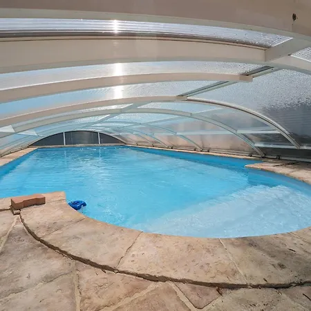 Maison Spacieuse En Village, Equipee Et Confortable, Avec Acces Riviere Et Garage. - Fr-1-611-93 * Louvemont